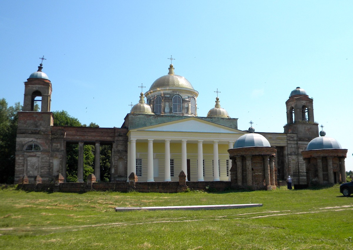 Церковь в ляличах фото